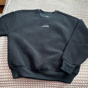 Hollister Men's Sherpa Black Crewneck Sweater